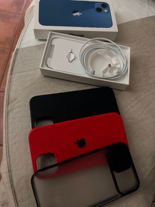 iPhone 13 Pantalla Trasera Azul con cable carga