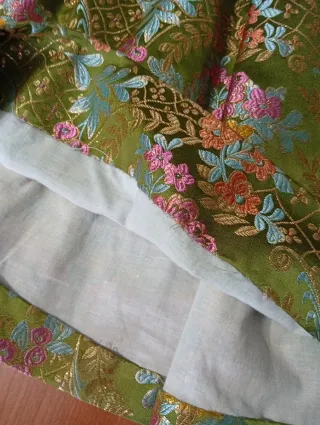 Traje de Fallera Niña Talla M (6-10 años)