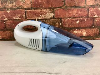 Aspirador de mano Clatronic AKS 828