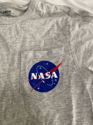 Camiseta Pull&Bear NASA Gris