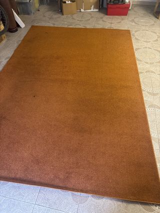 Alfombra de salón marrón