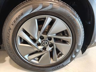 Nissan Qashqai Acenta DIG-T 158cv MHEv Xtronic