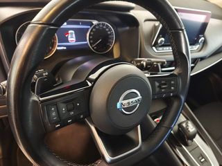 Nissan Qashqai Acenta DIG-T 158cv MHEv Xtronic