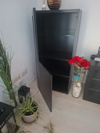 Mueble de salón negro