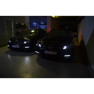 Faros delanteros Mercedes Clase C W204 tipo xenon