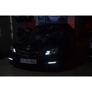Faros delanteros Mercedes Clase C W204 tipo xenon