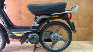 Vespino F18 Moped