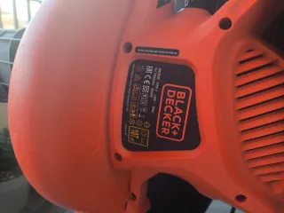 Soplador y recogedor hojas Black&Decker