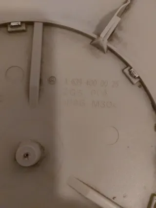 Tapacubos Mercedes.15"