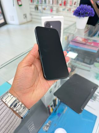 iPhone 16 128GB Negro