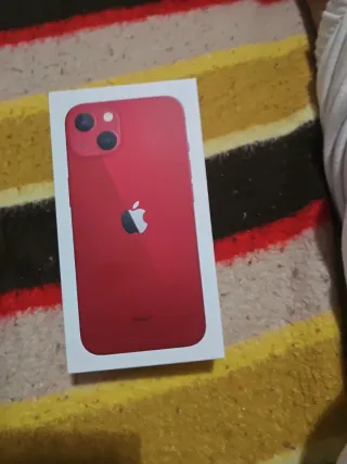 iPhone 13 Rojo
