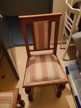 2 Silla vintage de madera y tela 2