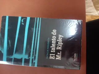 El pequeño vampiro en el país del conde Drácula