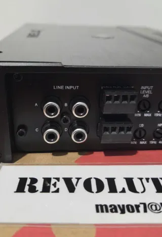 Helix M Four Amplificador