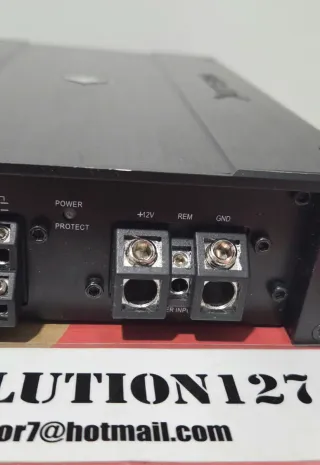 Helix M Four Amplificador