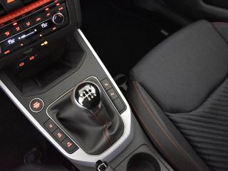 SEAT ARONA FR 115CV – 2025 – 12.000KM – NUEVO