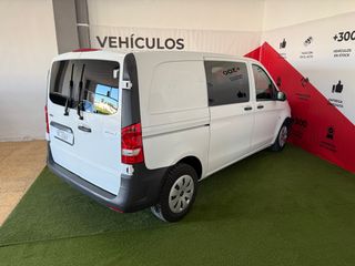 MERCEDES-BENZ Vito 111 CDI Mixto Compacta