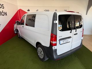 MERCEDES-BENZ Vito 111 CDI Mixto Compacta