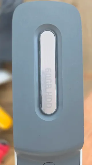 Xbox 360 con 2 mandos y 17 juegos y 4 pulsadores