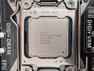 ASUS P9X79 + i7-4820k + 32GB RAM