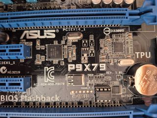 ASUS P9X79 + i7-4820k + 32GB RAM