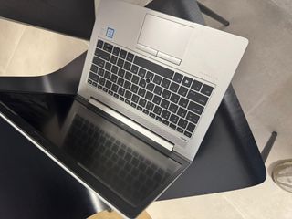 HP Elitebook 830 G3 i5 Plata