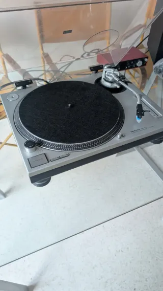 Technics SL-1200 MK2 Tocadiscos