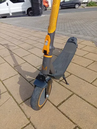 Patinete Eléctrico Xiaomi 5 Pro y Cecotec Bpngo 30