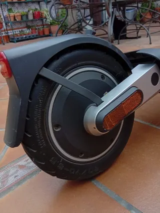 Patinete Eléctrico Xiaomi 5 Pro y Cecotec Bpngo 30