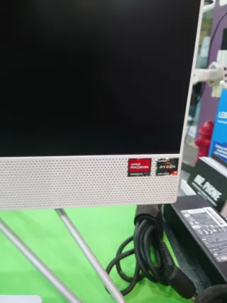 HP 24-CB0008NC All-in-One Ordenador