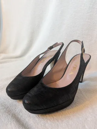 Sandalias JONI tacón negras