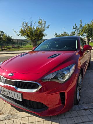 KIA Stinger 2020 2.2 CDRi 200cv