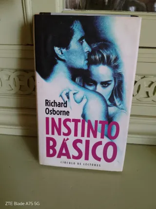 Libros antiguos, modernos, vintage