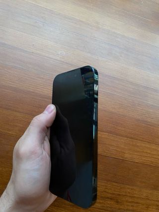 iPhone 14 Pro Negro Grafito