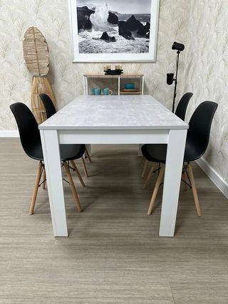 Mesa Comedor Nuevo + 4 Sillas Oferta