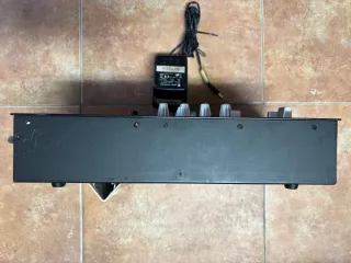 Mesa de mezclas DJ Tech UM120