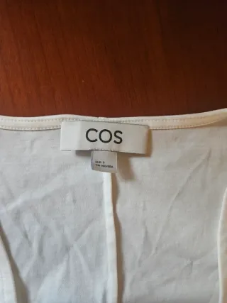 Blusa COS blanca talla S