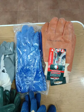 Lote de guantes de trabajo varios