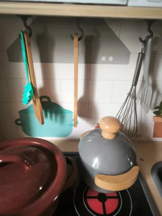 Cocina de juguete de madera