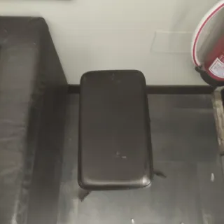 Apoyabrazos Profesional para Tatuajes - Regulable