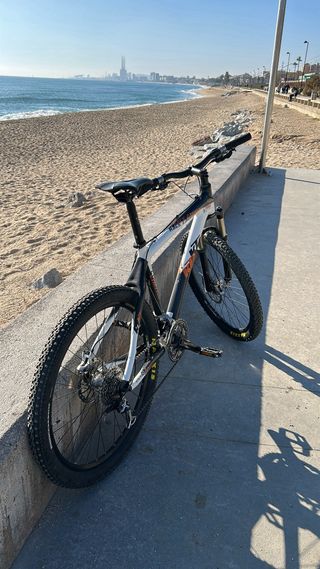 Bicicleta KTM Race Carbon