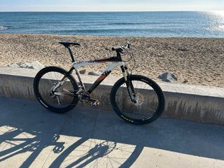 Bicicleta KTM Race Carbon