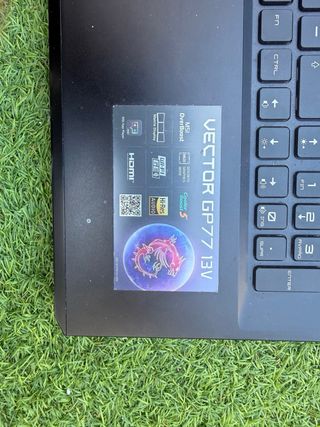 MSI Vector GP77 13V Portátil Gaming