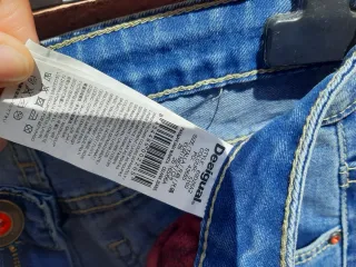 Pantalón Desigual vaquero talla 26/36