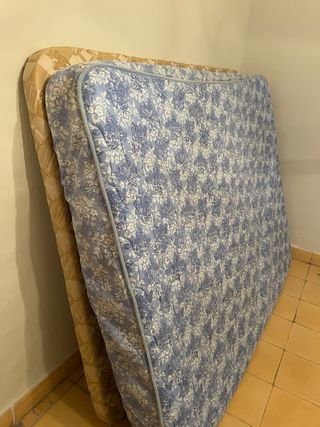 Conjunto de sofás y sillones de tela