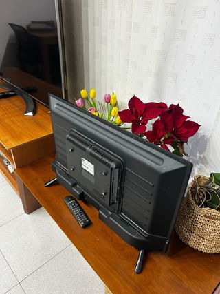 Televisor (TV) OK LED 32'' HD con mando