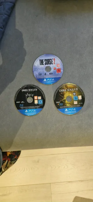 Lote Dark Souls + The Surge 2 PS4