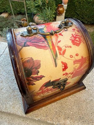 Caja joyero con reloj decorativa