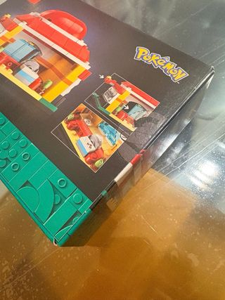 LEGO Mini Pokemon Center 40911