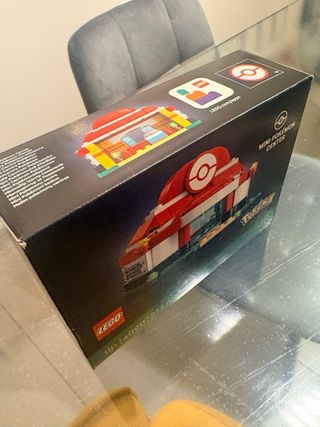 LEGO Mini Pokemon Center 40911